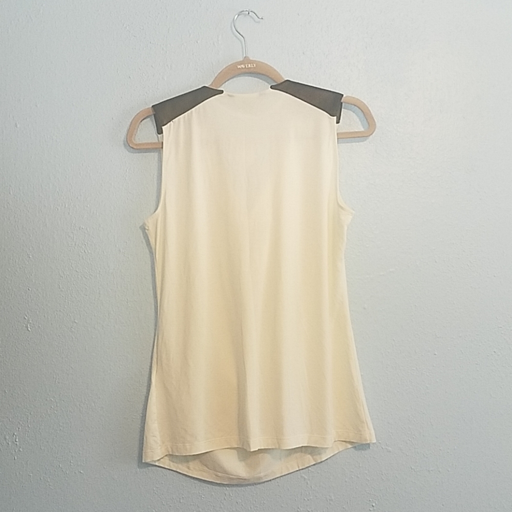 Banana Republic Top - Picture 3 of 6